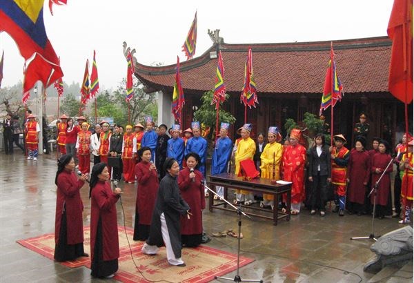 Xuân về nghe hát Xoan trên quê hương đất Tổ (5/2/2016)